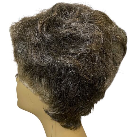 Vivica Fox Human Hair Pixie Wig H205-V Pure Stretch Cap for Mature Women NWT - Picture 6 of 12
